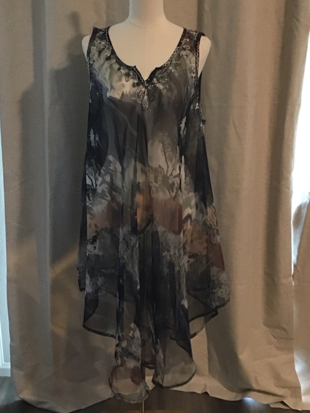 Sleeveless Sheer Watercolor Tunic Top - Gray Multi